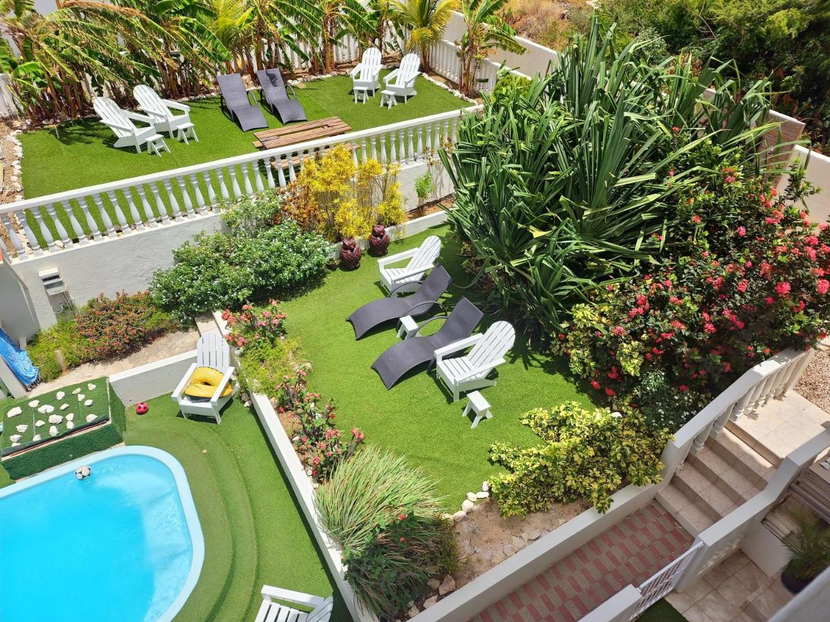 Adonai Hotel Boutique Willemstad Exterior foto