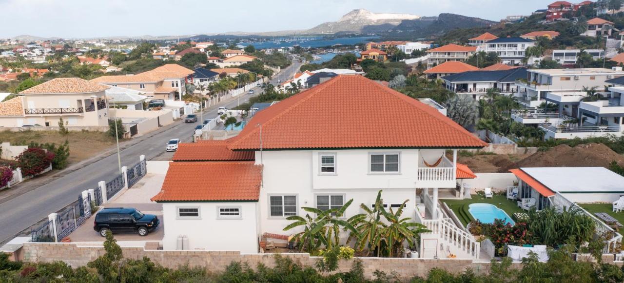 Adonai Hotel Boutique Willemstad Exterior foto